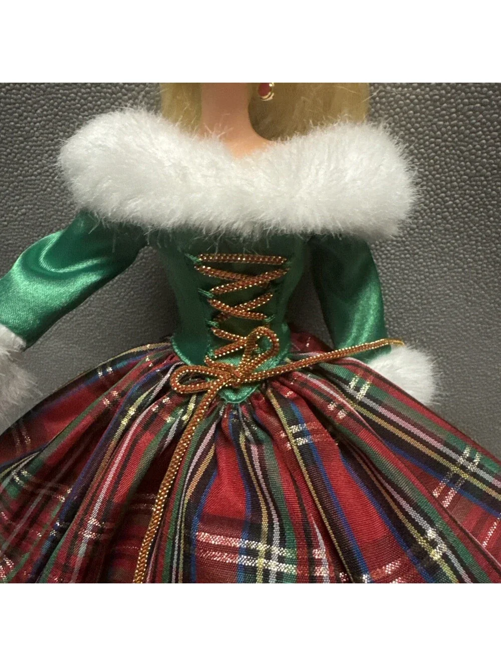 Vintage Barbie Happy Holidays Gala Special Edition 15816 Mattel 1995 Out Of Box